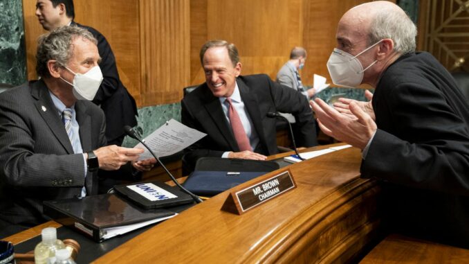 US Appeals Court Orders SEC to Bring Enforcement Actions to Jury Trials