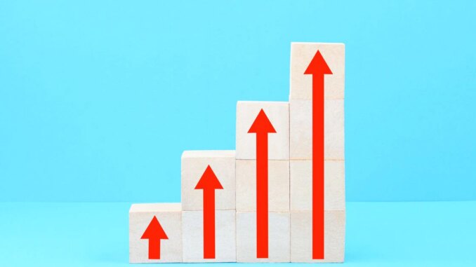 Bitcoin Hovers Near $21K as Investors Look to Avoid Another Weekend Slump