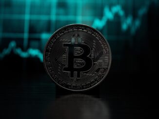 Bitcoin’s Make-or-Break Phase Begins: Weekly Support Holds, Momentum Fades