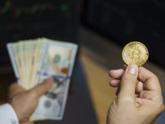 Can Bitcoin Buyers Join The Breakout Party? Analyst Says Not Yet